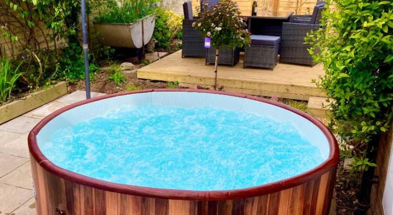 House with jacuzzi in Malvern