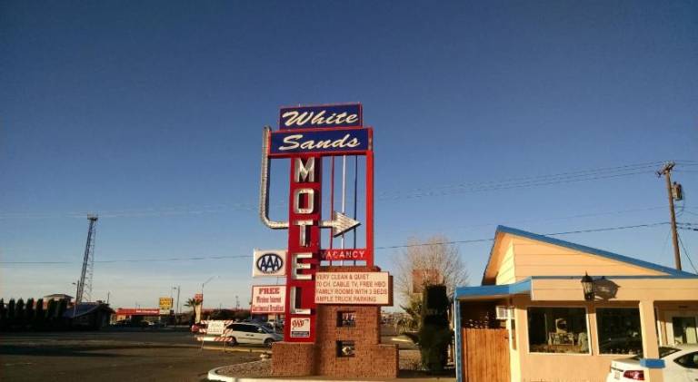 White Sands Motel