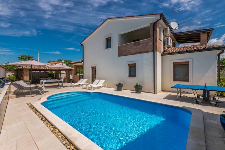 Ferienhaus in Vržnaveri, Poreč für max. 8 Personen, Ferienhaus in Vržnaveri, Poreč für max. 8 Personen,