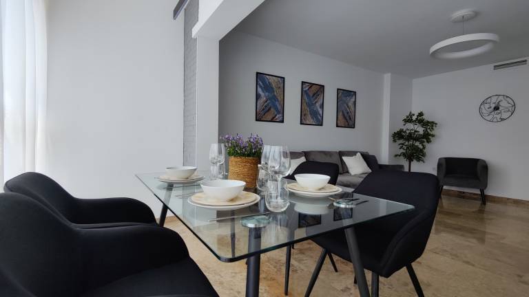Holiday apartment with pool & patio — photo 5