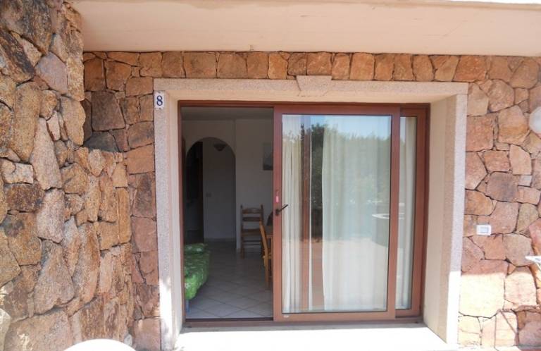 Rental apartment with terrace, barbecue & garden — photo 3