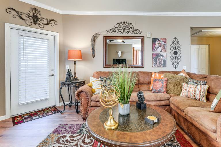 Cactus League Crash Pad! Gilbert Condo w/ Perks! — photo 5