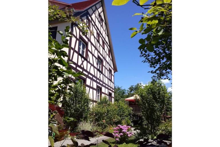 Vacation home with garden, BBQ & terrace — photo 2