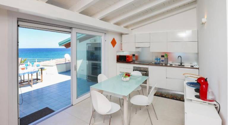Rental apartment with garden & patio | Close to the beach | Dogs allowed — photo 5