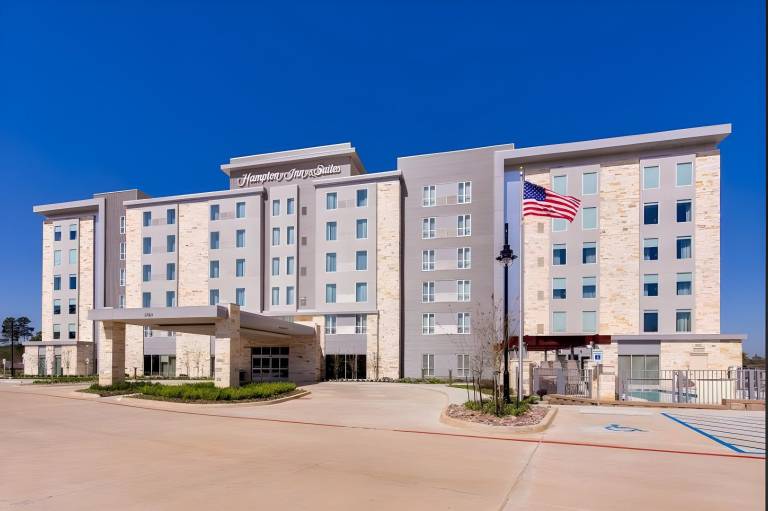 Hampton Inn & Suites North Spring — photo 3