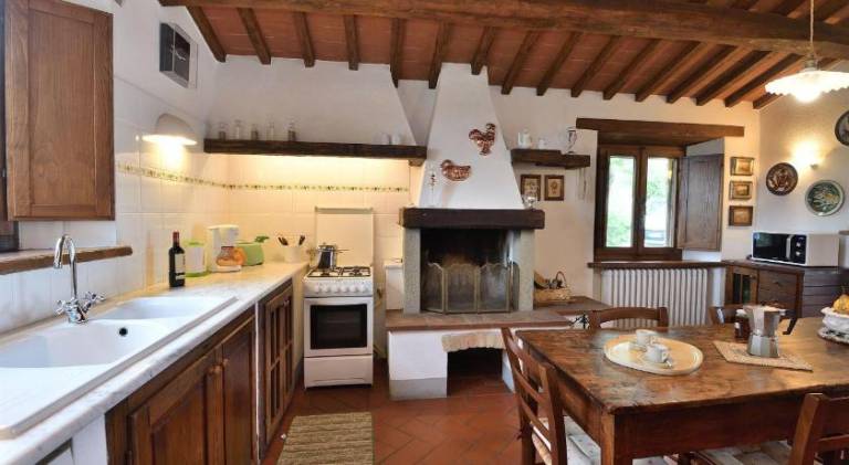 Fully equipped beautiful villa with private pool, barbeque & garden | Pet-friendly — photo 4