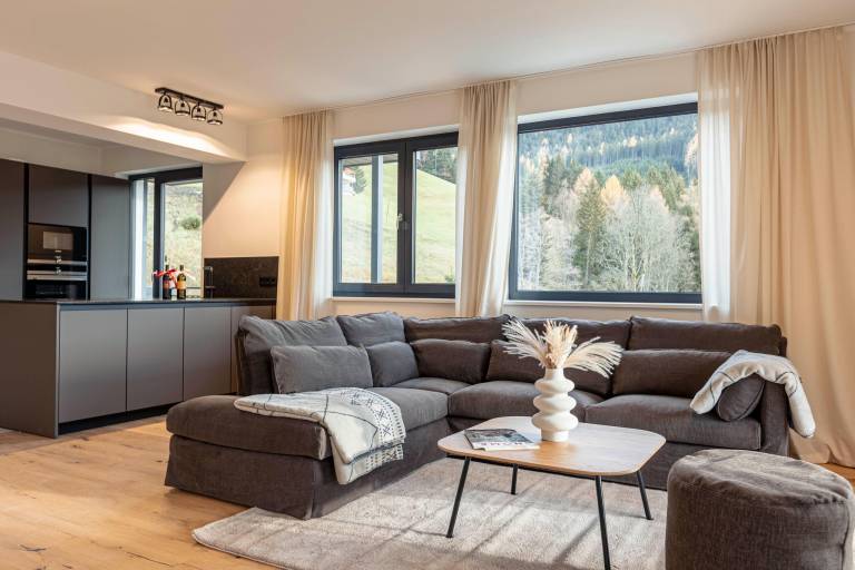 Pleasant apartment with pool, sauna & terrace | Mountain view | Pets are welcome — photo 2
