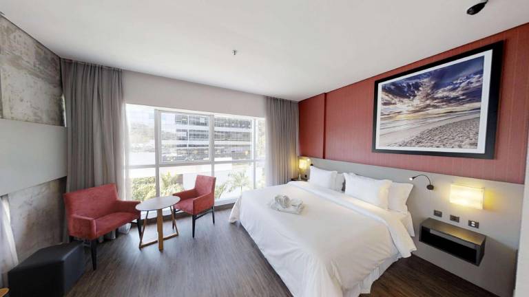 Hilton Garden Inn Praia Brava — photo 2