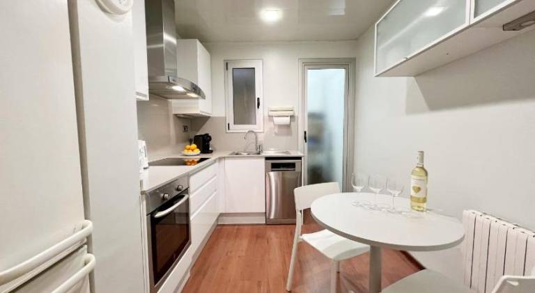 Holiday apartment | Near Sagrada Família — photo 2