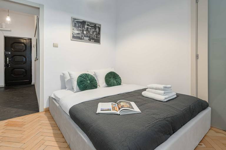 Holiday apartment with fast internet | Next to Royal Castle — photo 3
