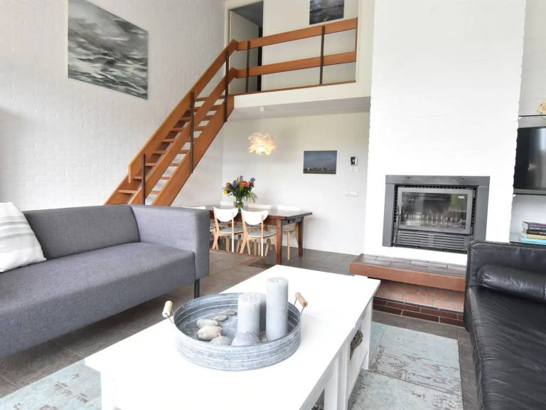 Sch&ouml;nes Strandhaus direkt am Meer mit Garten