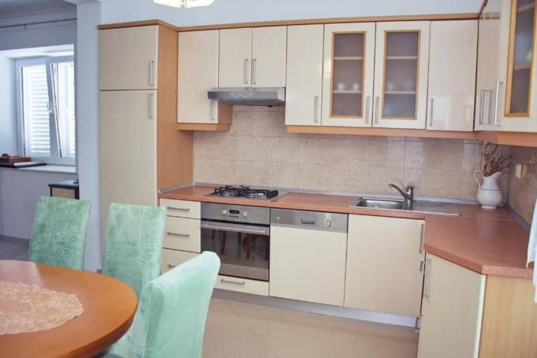 Lovely house with barbeque | Garden view | Pets allowed — photo 2
