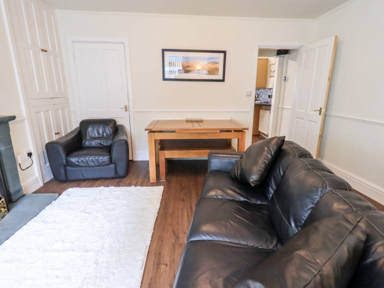 6 Calgarth View — photo 4