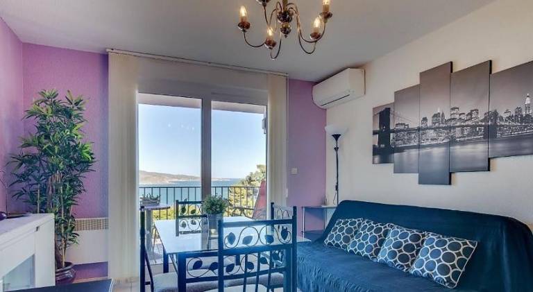Apartment with jacuzzi in Banyuls-sur-Mer