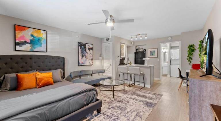 Holiday apartment | Pet-friendly in Austin, TX