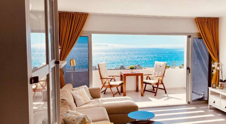 Rental apartment with pool in San Bartolomé de Tirajana