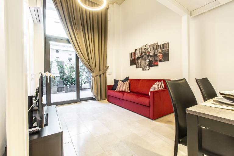 Holiday apartment with garden — photo 4