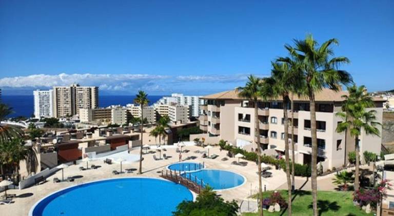 Apartment with private pool, patio & garden in Adeje