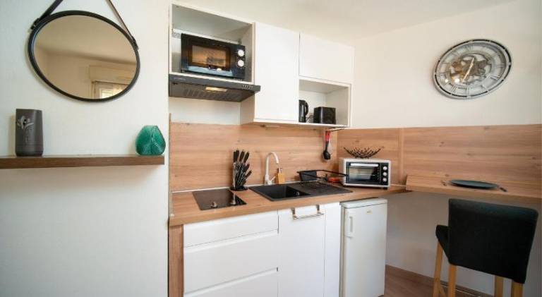 Appartement tout equipe a 6min a pied de la gare st charles — photo 5