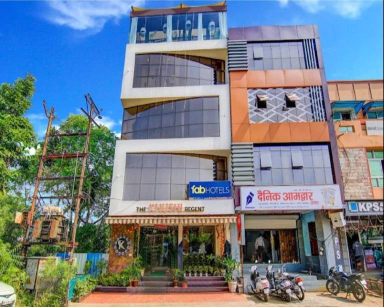 HOTEL THE KHUSHI REGENT