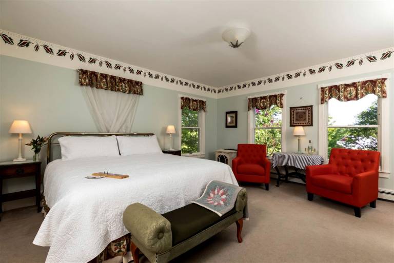 Lodge  Gardiner