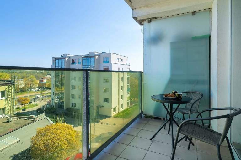 Serbska 8B Poznan Modern Apartment Parking Balcony — photo 4