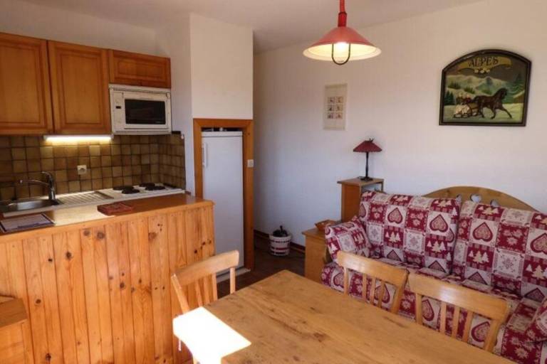 Apartment | Ski nearby | Pets allowed — photo 2