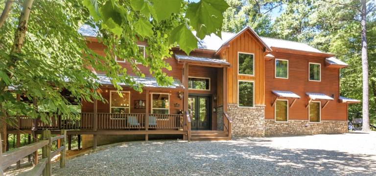 Cabin  Broken Bow