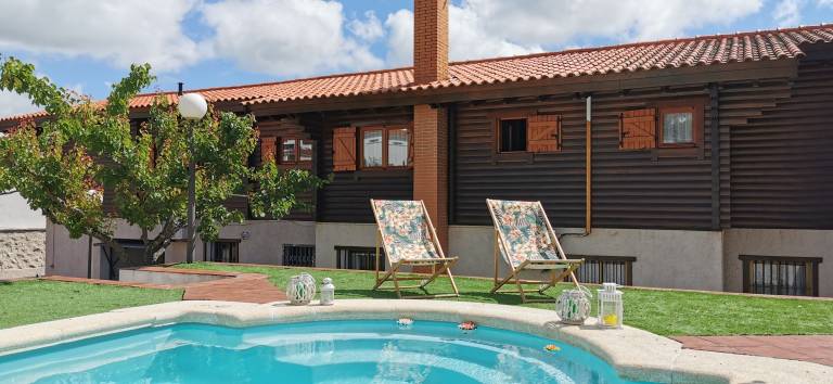 Casa Monesterio