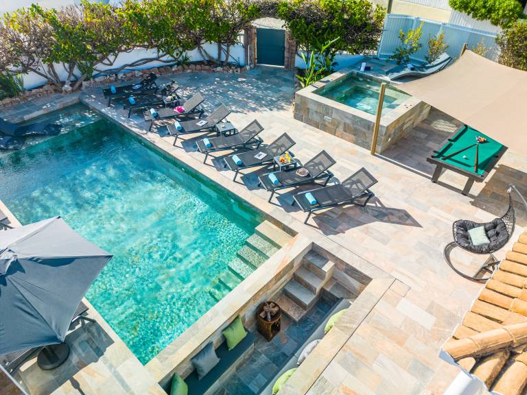 Fully equipped nice villa with patio, private pool & jacuzzi | Next to the beach | Dogs allowed — photo 2