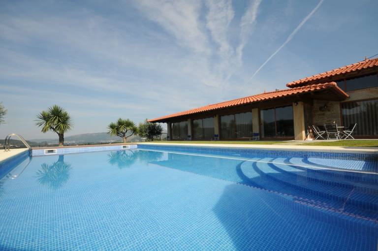Villa  Barroselas