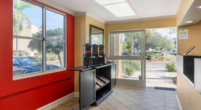 Extended Stay America Suites - Orange County - Irvine Spectrum — photo 5