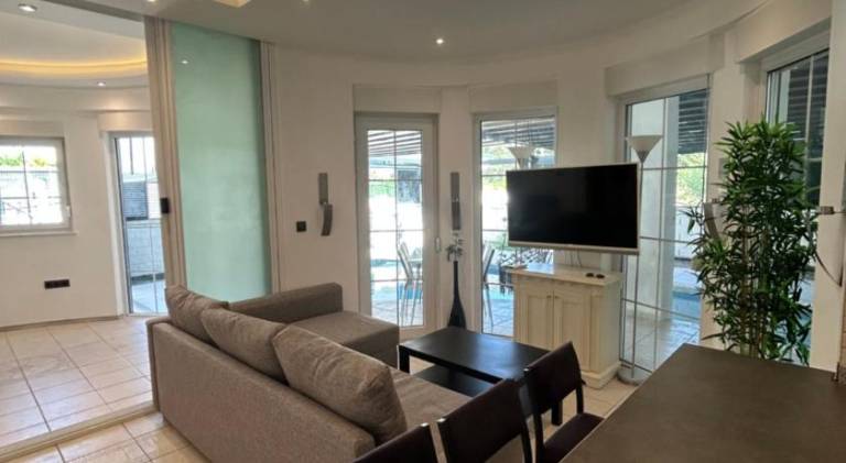 Fully equipped villa with garden, grill & jacuzzi | Dogs allowed — photo 3