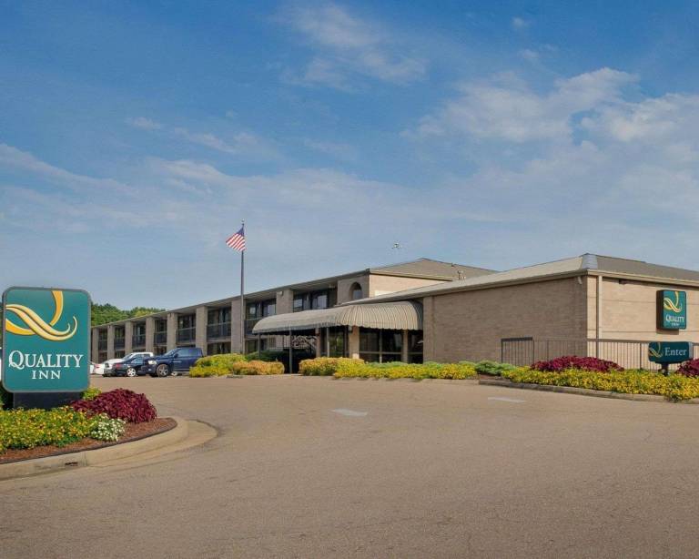 Quality Inn Columbus MS
