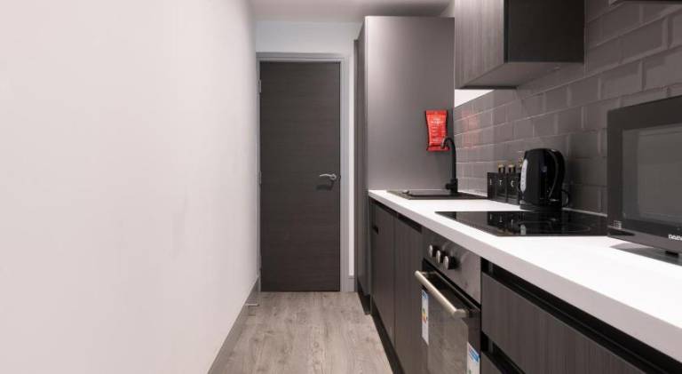 Rental apartment with jacuzzi — photo 4