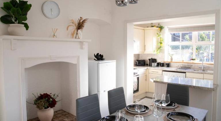 Beautiful vacation home | Beach nearby | Pet-friendly — photo 2