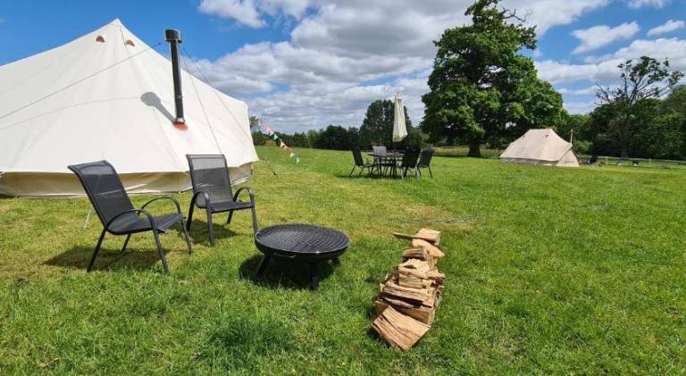 28 m² Zelt