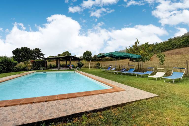 Fully equipped charming villa with garden, terrace & pool | Nature view | Pets allowed — photo 3