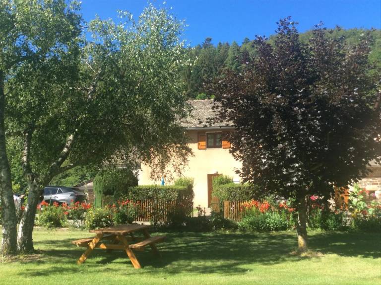 Gîte Saint-Étienne-du-Valdonnez