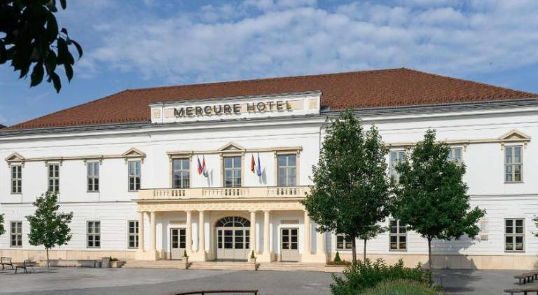 Mercure Szekesfehervar Magyar Kiraly — photo 2