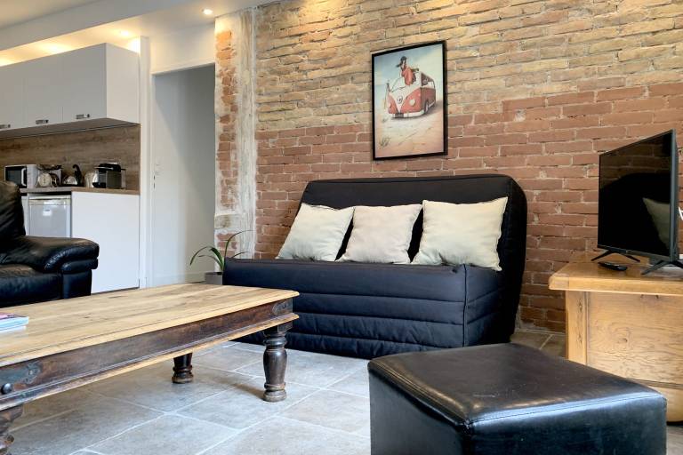 Holiday apartment with 2 rooms for 6 persons — photo 3