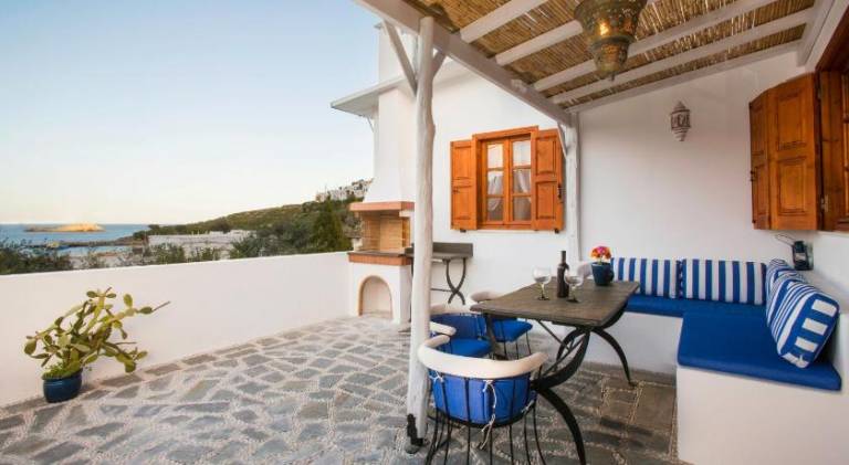 House with 2 rooms for 6 persons — photo 3