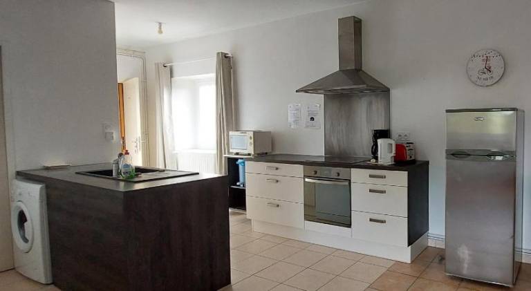 Rental apartment with pool — photo 3