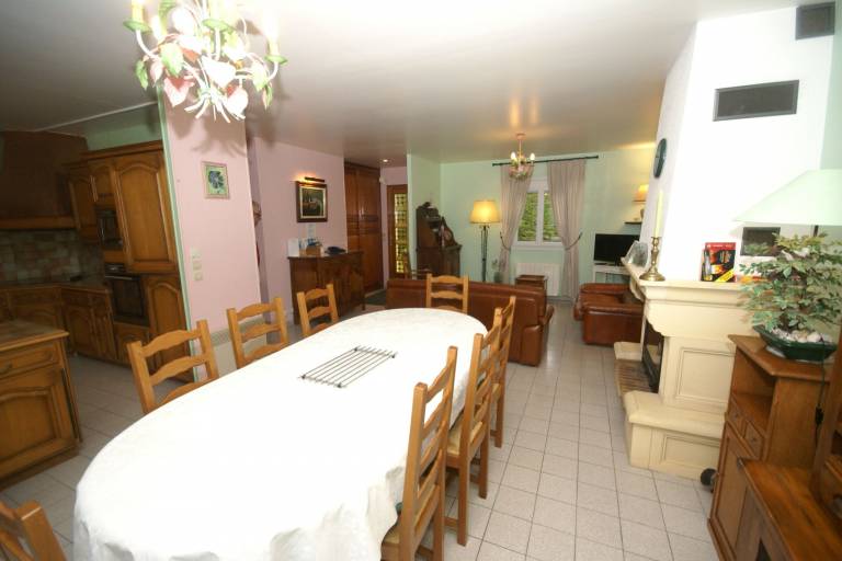House with garden, terrace & barbeque — photo 2