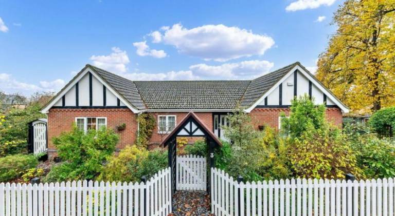 House with 4 rooms for 8 persons in Huntingdon