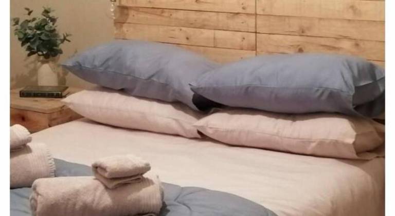Apartment with patio & yard | Pets allowed in Beaufort West