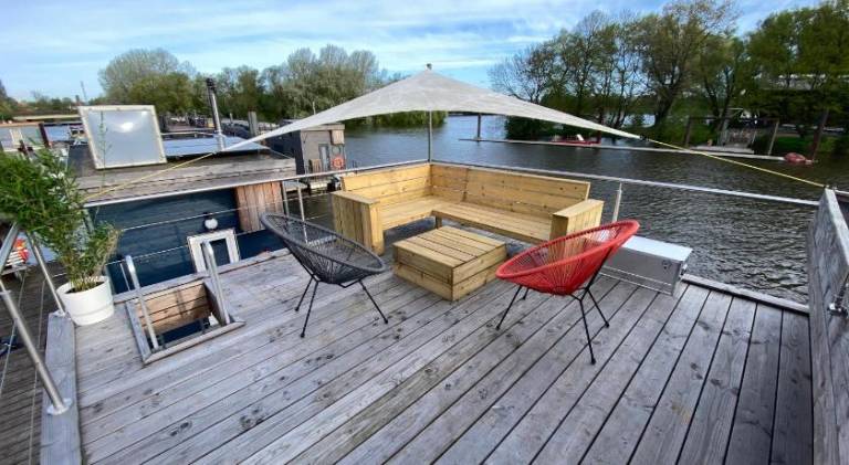 Charming boat | Beach nearby | Pet-friendly — photo 4