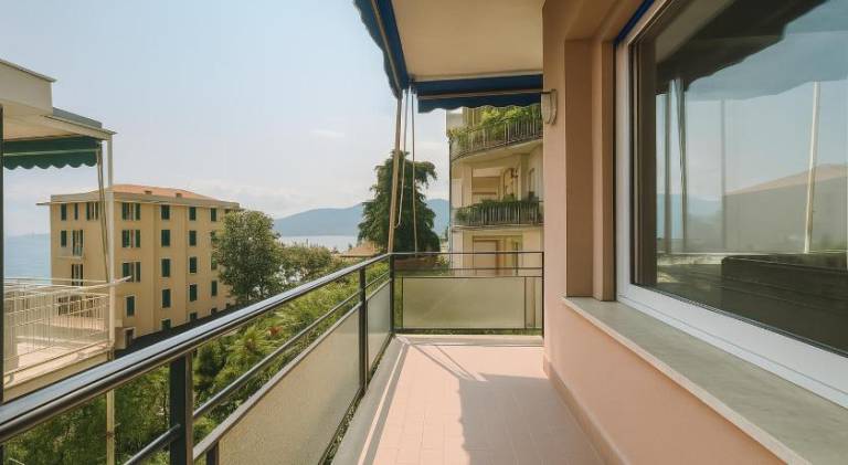 WELCOME RIVIERA-Primavera 1A- Vista mare- spazioso e comodo appartamento-2 bagni-wifi-aria condizion — photo 3