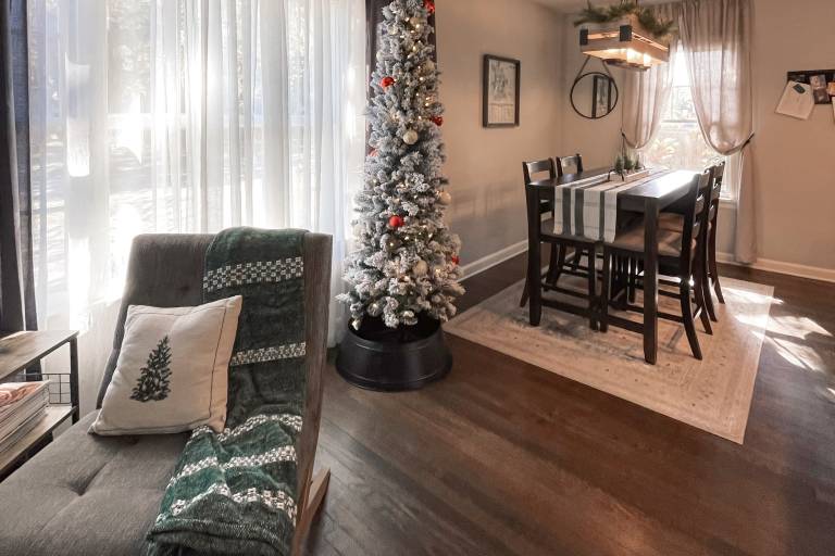 Dog-Friendly Yard! Walkable Dixieland District Gem — photo 5