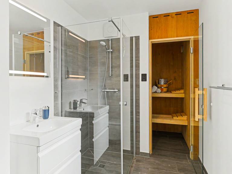 Family-friendly beautiful house with sauna, grill & jacuzzi | Nature view | Pets allowed — photo 5